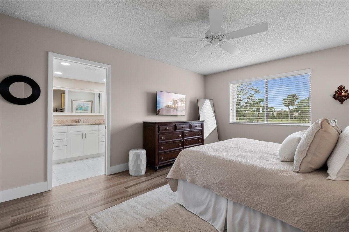 6698 10th Avenue N 305, Lake Worth, FL 33461 photo 17