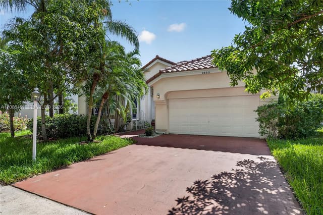 4033 Trenton Avenue, Cooper City, FL 33026