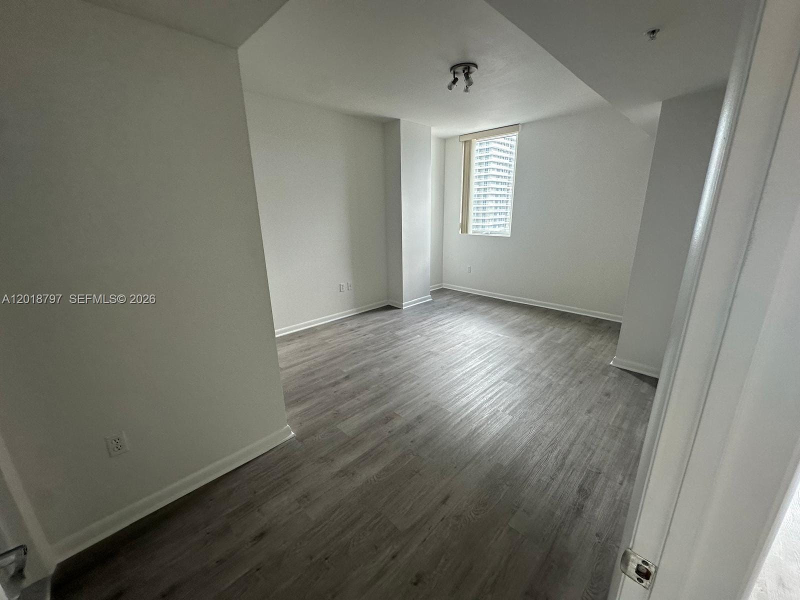 244 Biscayne Boulevard 1910, Miami, FL 33132 photo 14