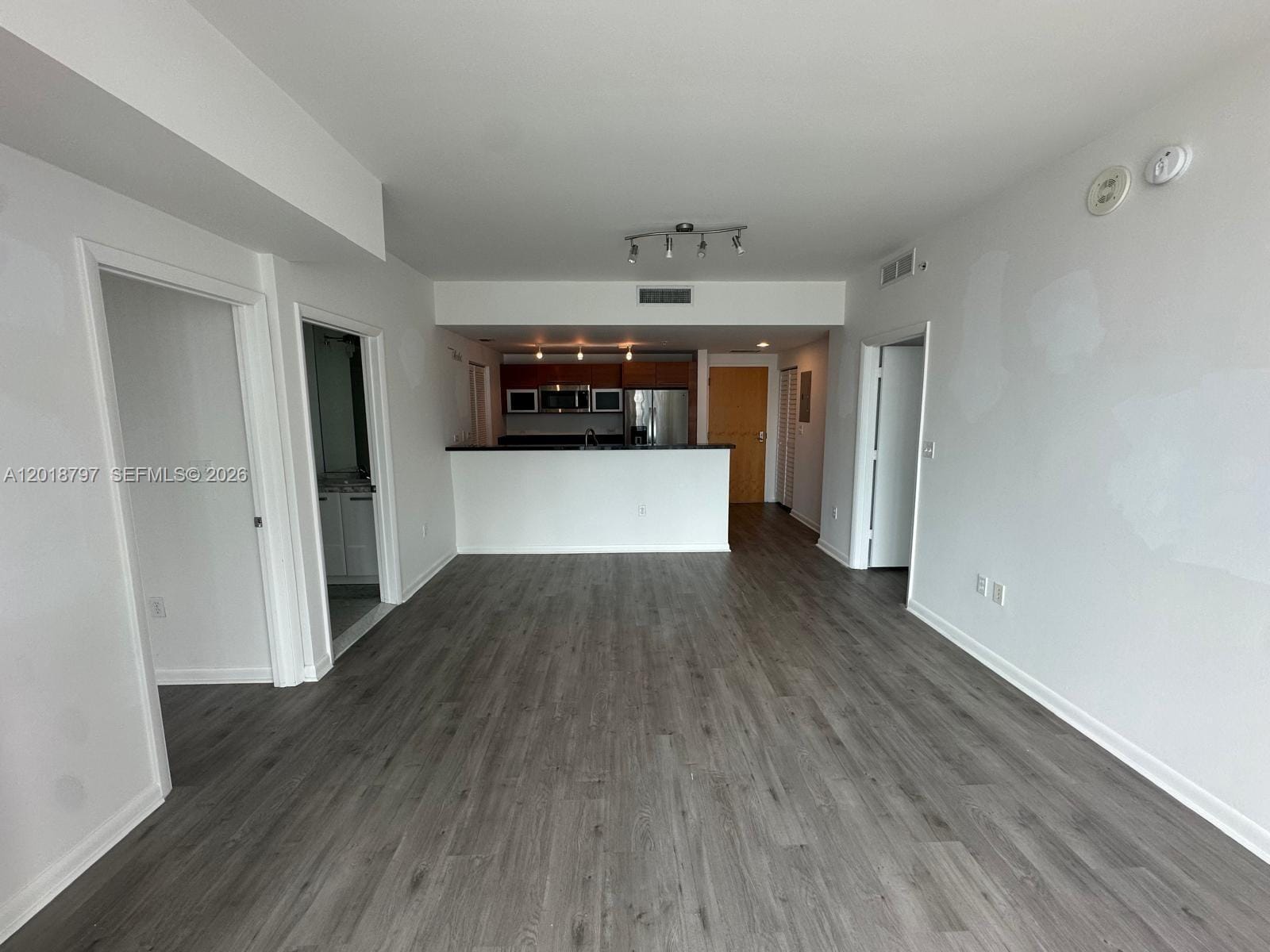 244 Biscayne Boulevard 1910, Miami, FL 33132 photo 3