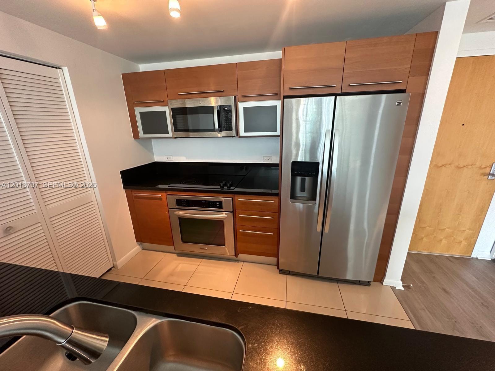 244 Biscayne Boulevard 1910, Miami, FL 33132 photo 4