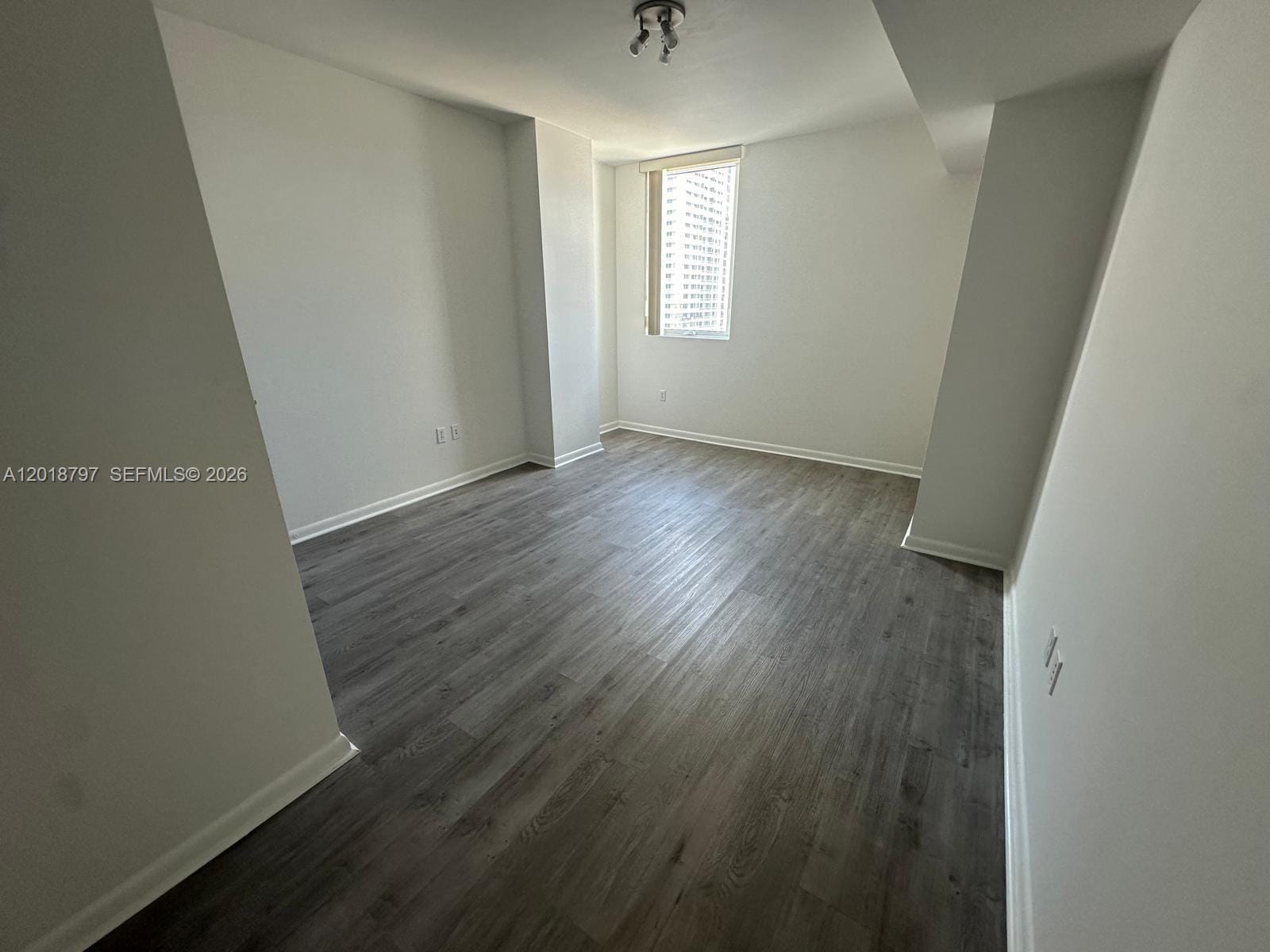 244 Biscayne Boulevard 1910, Miami, FL 33132 photo 9