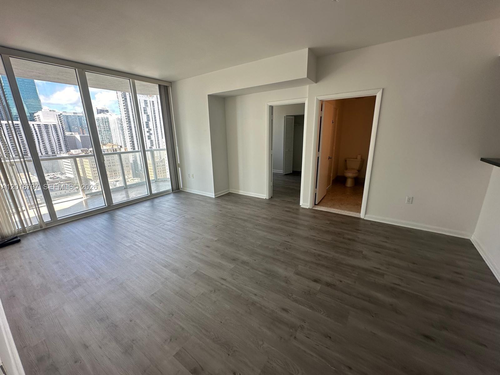 244 Biscayne Boulevard 1910, Miami, FL 33132, Miami