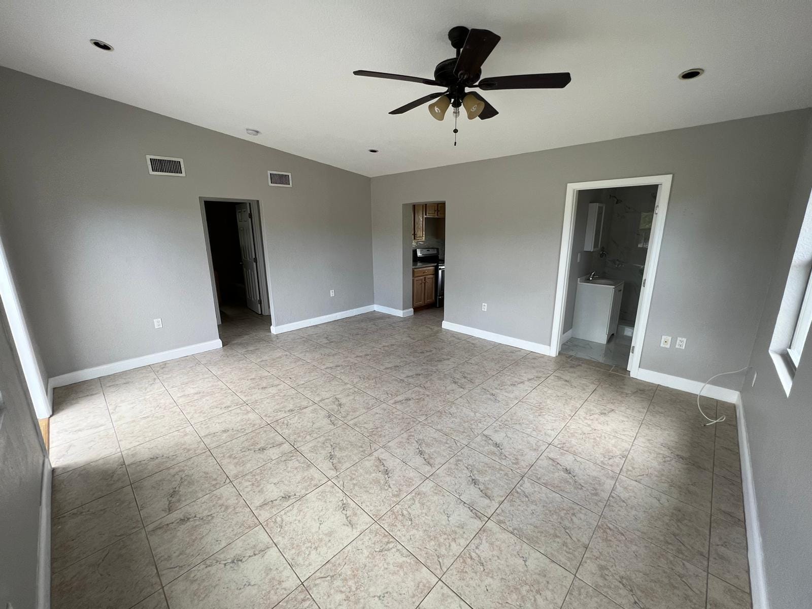 1883 Breezy Lane — photo 11