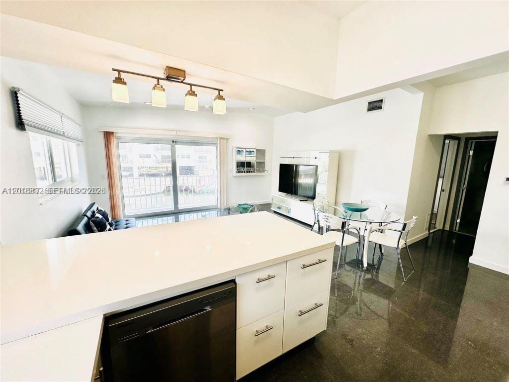 3751 NE 170th Street 4, North Miami Beach, FL 33160 photo 9