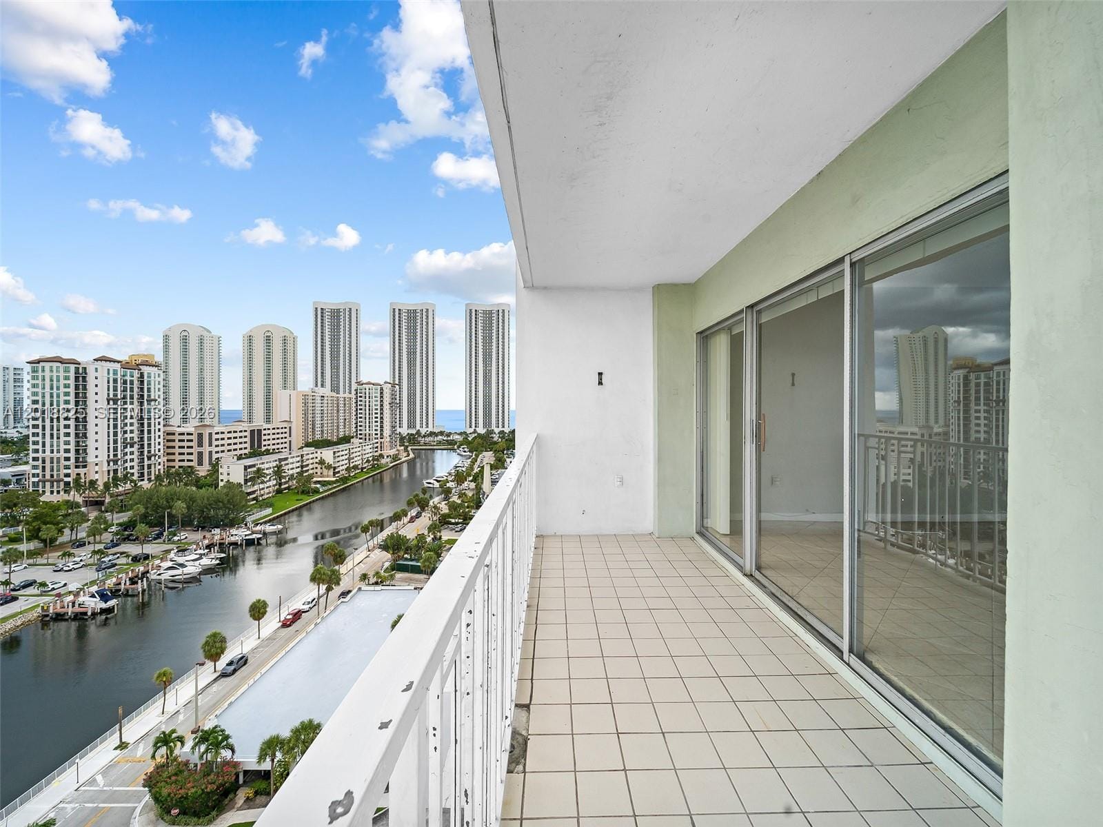 500 Bayview Drive 1421 — photo 3