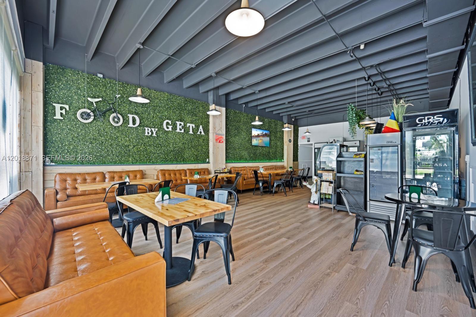 422 S Dixie Highway, Hollywood, FL 33020, Hollywood