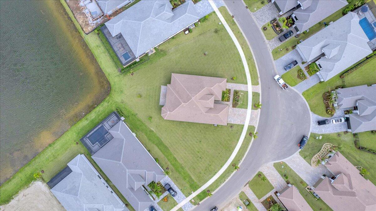 12227 SW Twin Springs Drive — photo 3