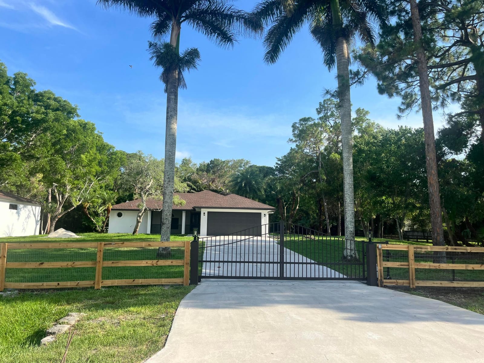 18268 N 49th St Street N, The Acreage, FL 33470 photo 2