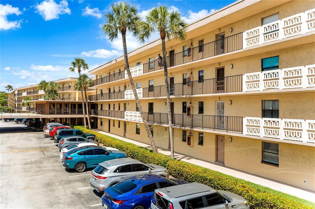 9355 SW 8th Street 109, Boca Raton, FL 33428, Boca Raton