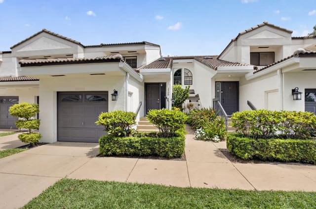 2305 Aspen Way 2305, sold in Quail Run Condo One, Boynton Beach, FL