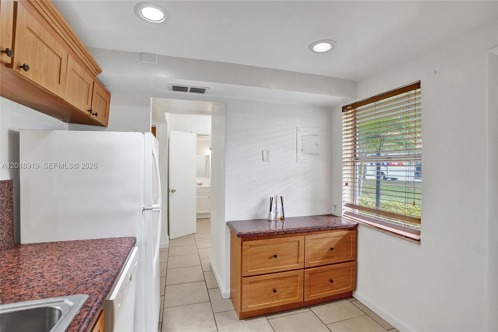 1601 NE 191 Street B112, Miami, FL 33179 photo 5