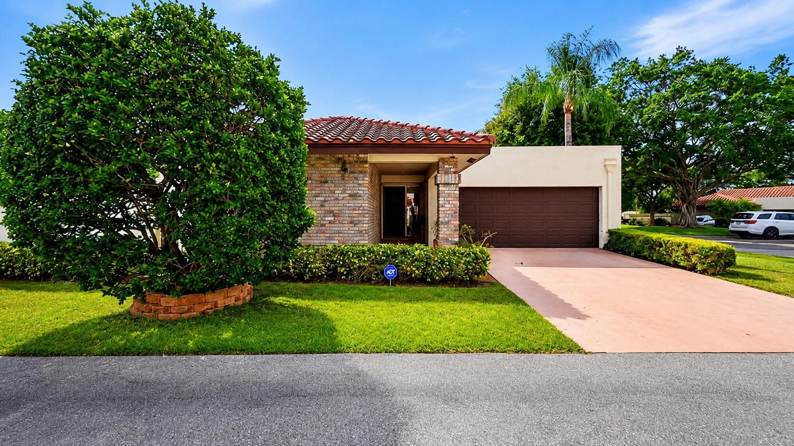 6906 Palmar Court, Boca Raton, FL 33433 photo 2