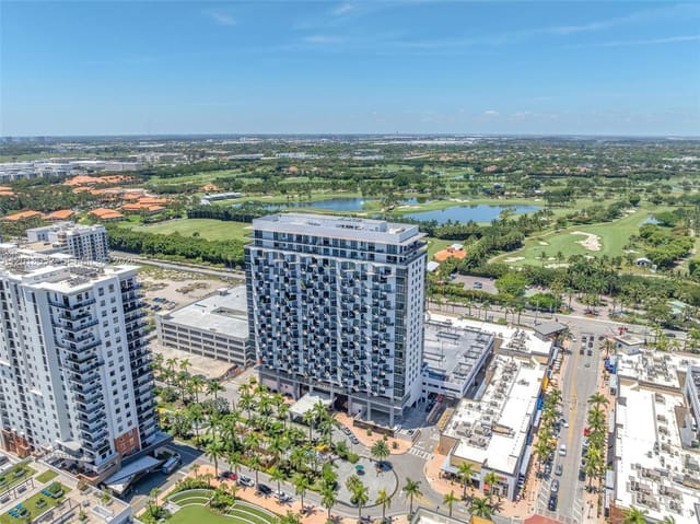 5252 NW 85th Avenue 911, sold in 5252 Paseo Condo, Doral, FL