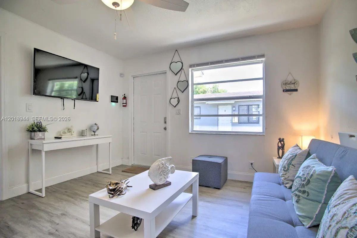 2703 NW 13th Street, Fort Lauderdale, FL 33311 photo 9