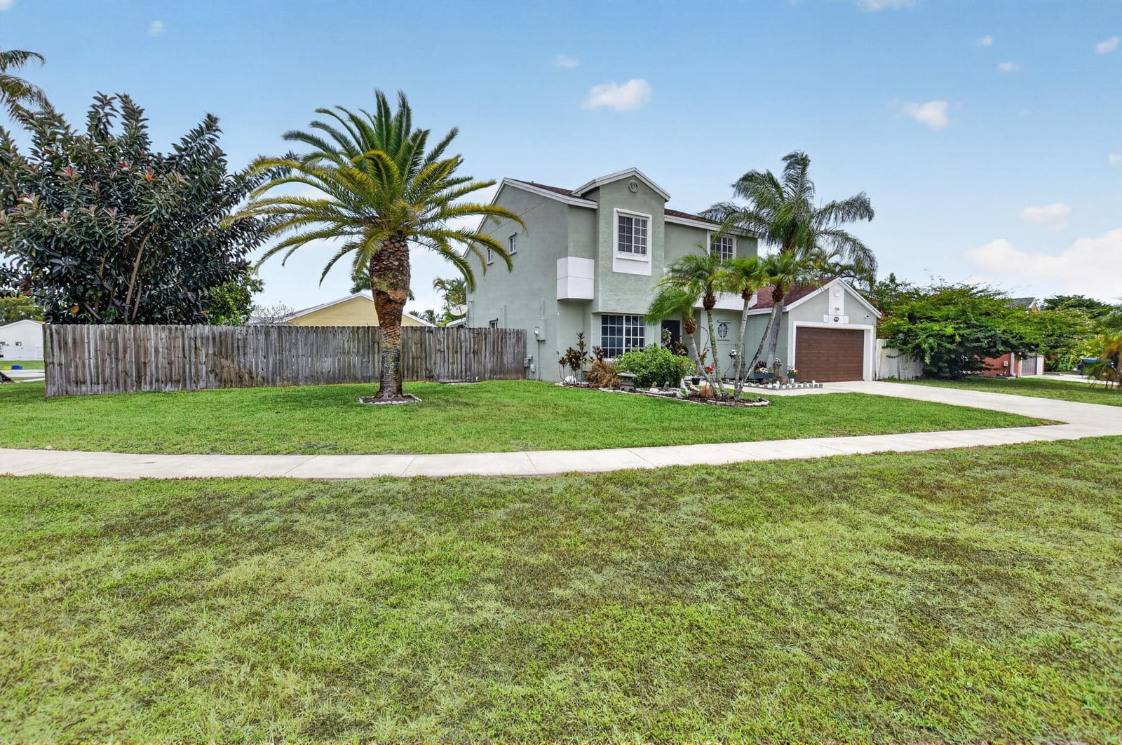 9976 Robins Nest Road — photo 3