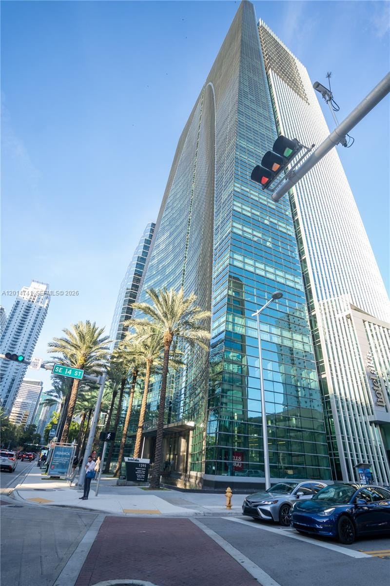 1395 Brickell Avenue 3012 — photo 2