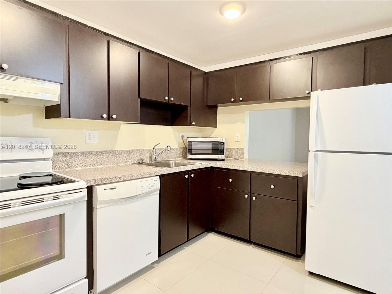 450 Commodore Drive 214, Plantation, FL 33325 photo 7