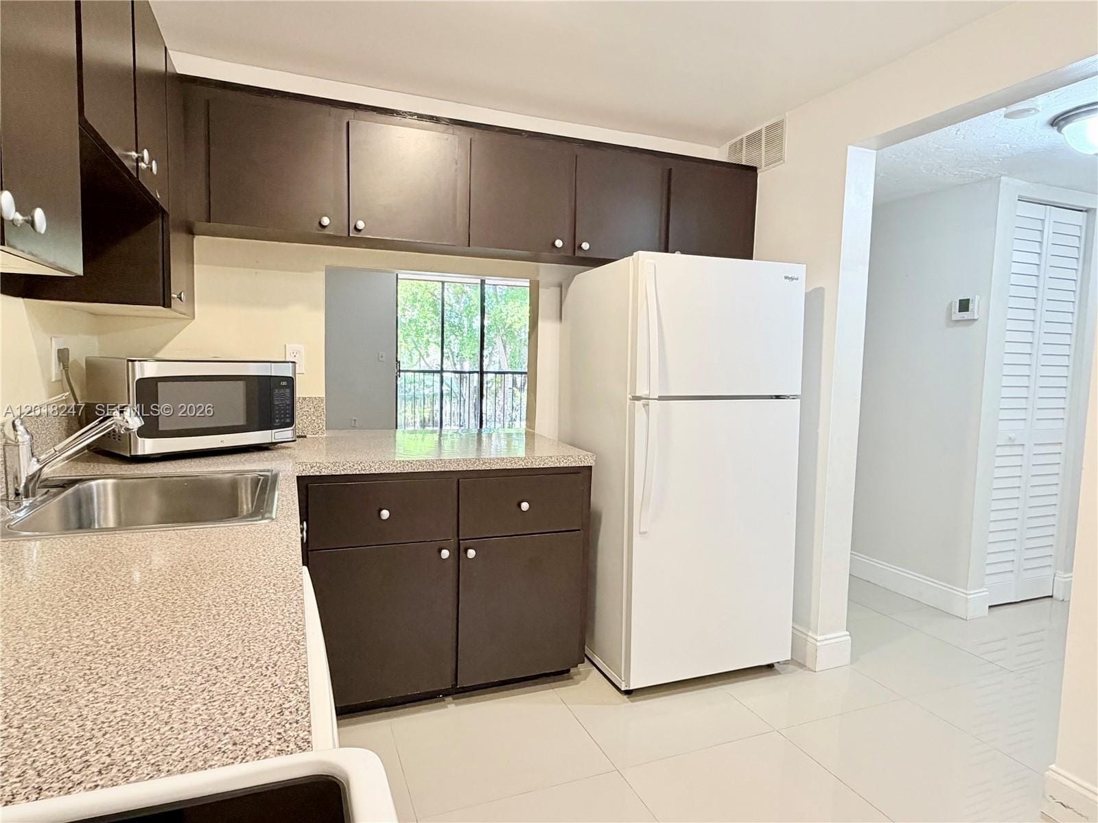 450 Commodore Drive 214, Plantation, FL 33325 photo 8