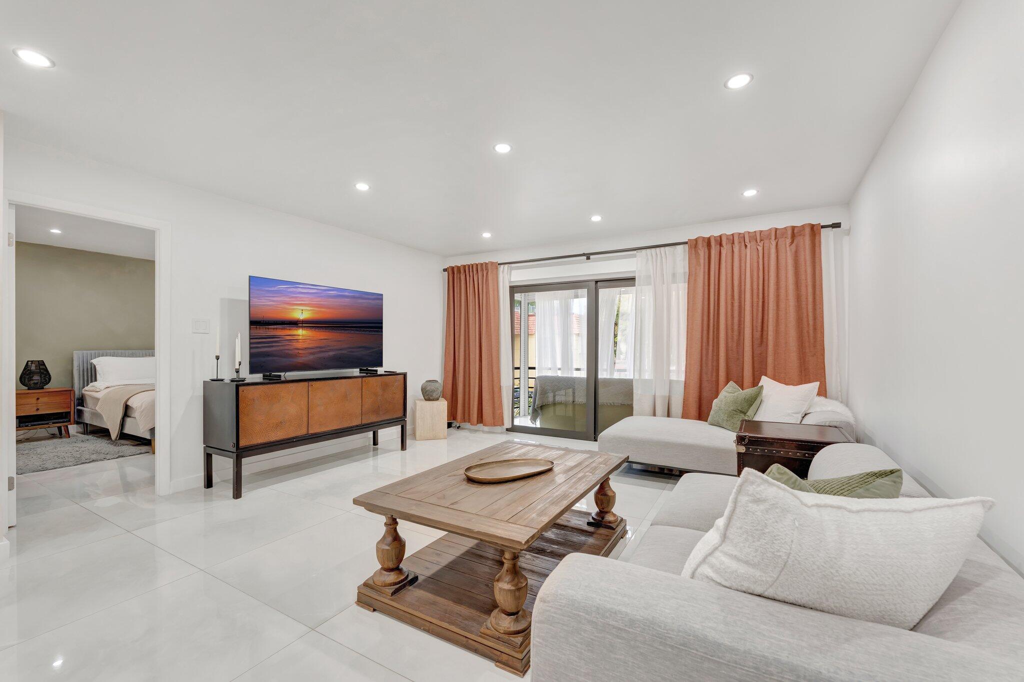 138 S Cypress Road 224, Pompano Beach, FL 33060, Pompano Beach