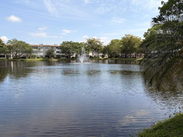 5103 NW 35th Street 401, Lauderdale Lakes, FL 33319, Lauderdale Lakes