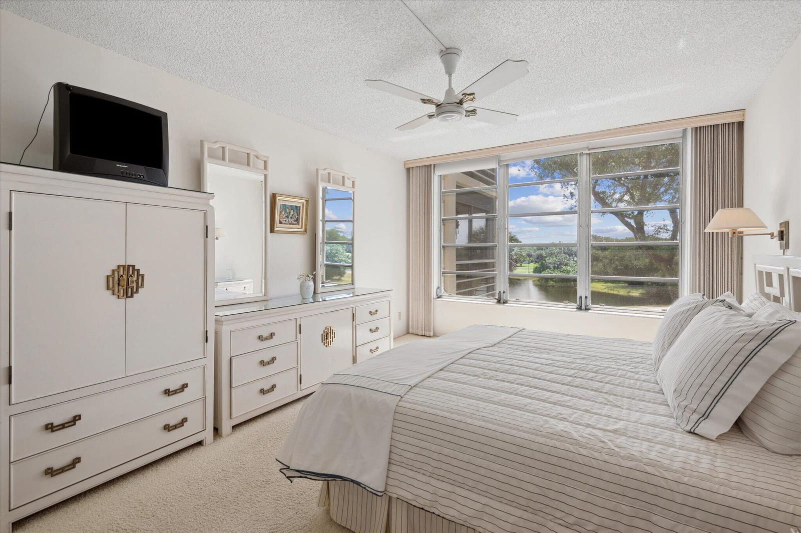 806 Cypress Boulevard 408, Pompano Beach, FL 33069 photo 9
