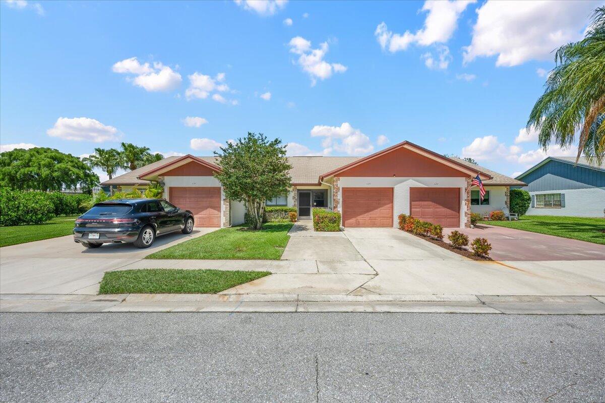 129 Moccasin Trail S, Jupiter, FL 33458, Jupiter