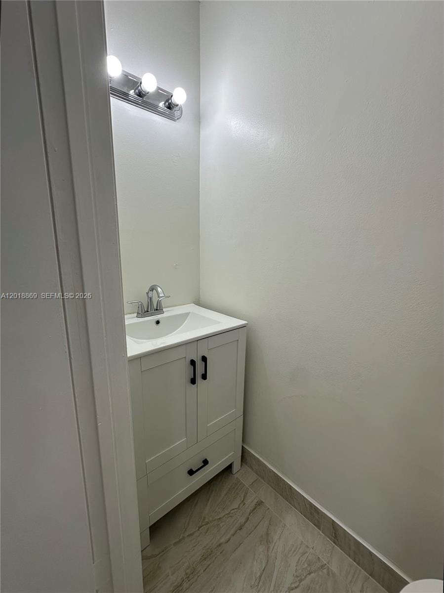 2780 W 76th Street 203 — photo 7