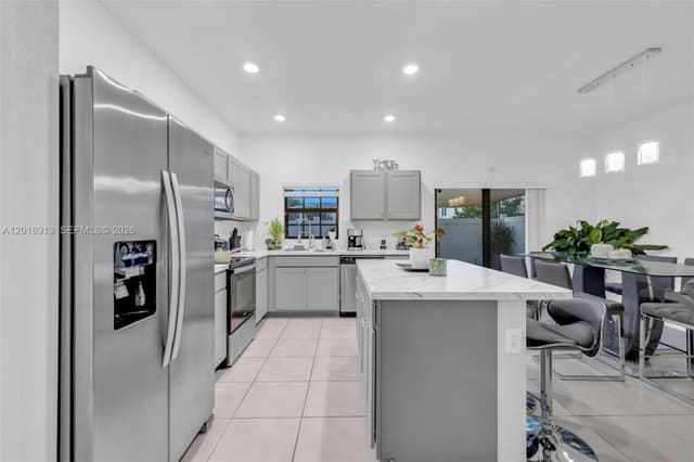 730 SW 12th Street, Florida City, FL 33034