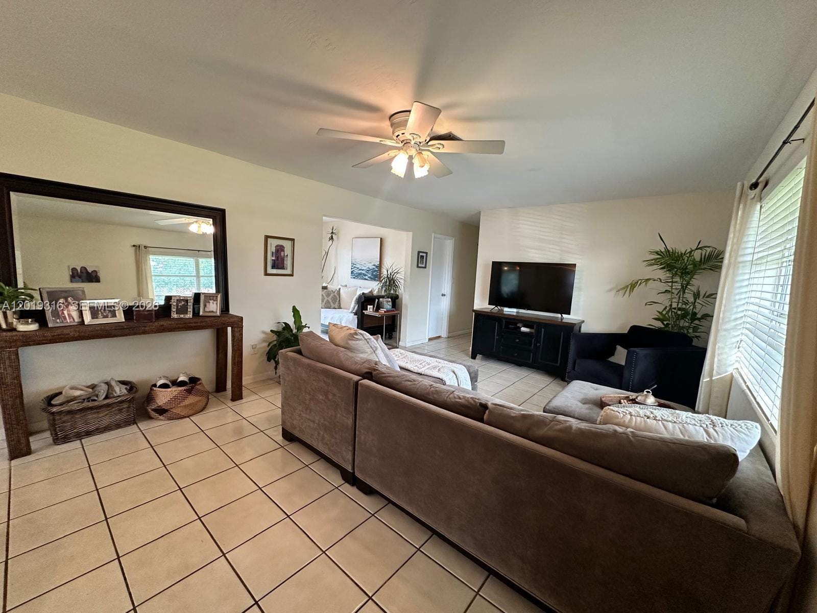 3245 Village Green Drive, Miami, FL 33175 photo 9