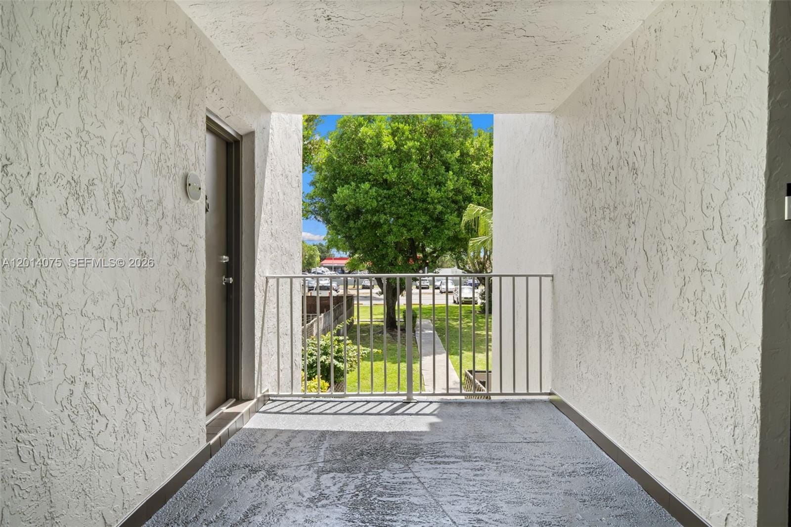 5112 NW 79th Avenue 204, Doral, FL 33166 photo 2