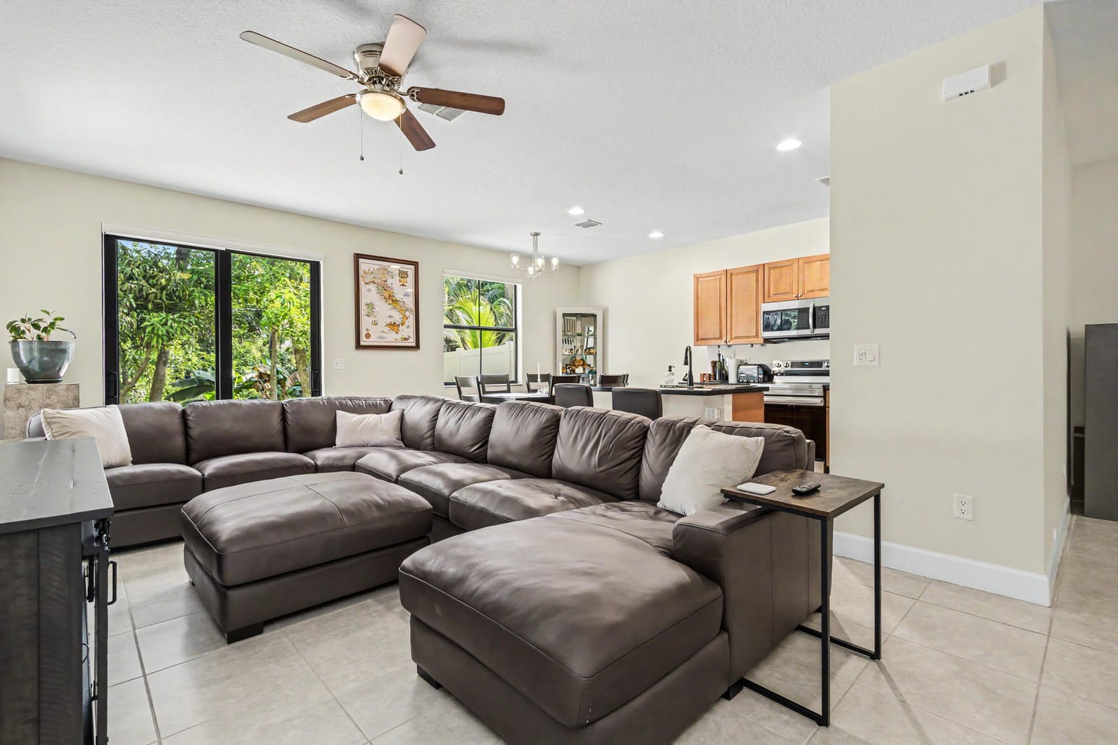 4635 NW 59th Street, Tamarac, FL 33319 photo 10