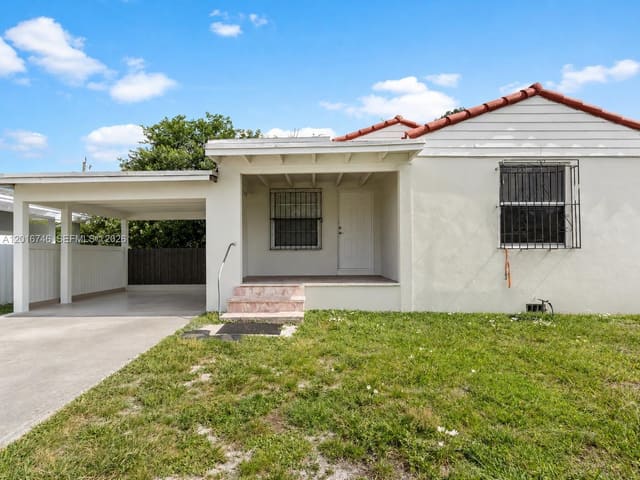 1111 NW 77th Street, Stephens Manor, Miami, FL