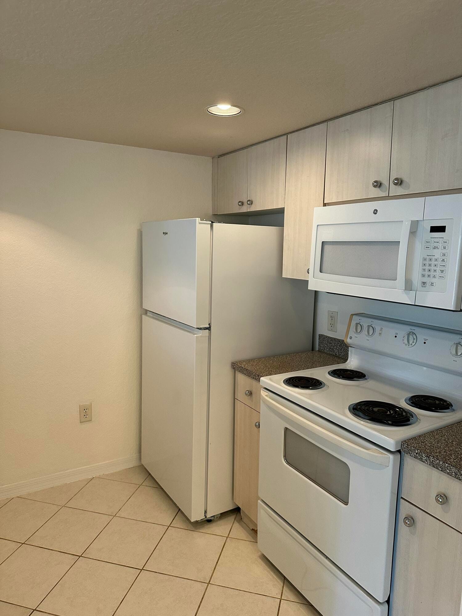 1801 N Flagler Drive 212 — photo 2