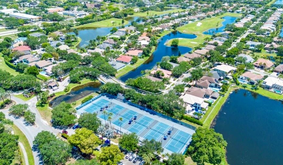 8146 N Savannah Circle, Davie, FL 33328 photo 27