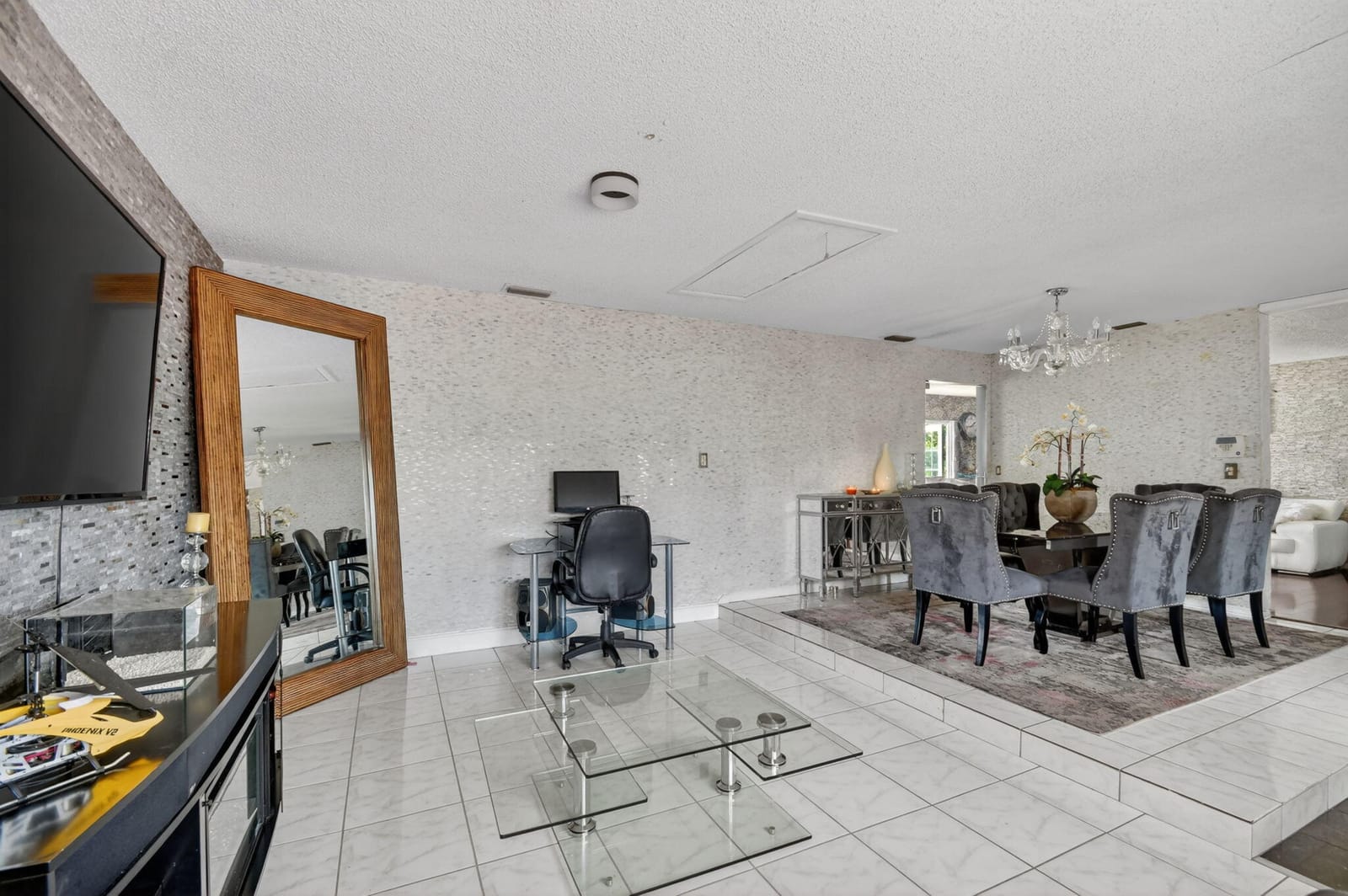 4033 Kent Avenue — photo 11