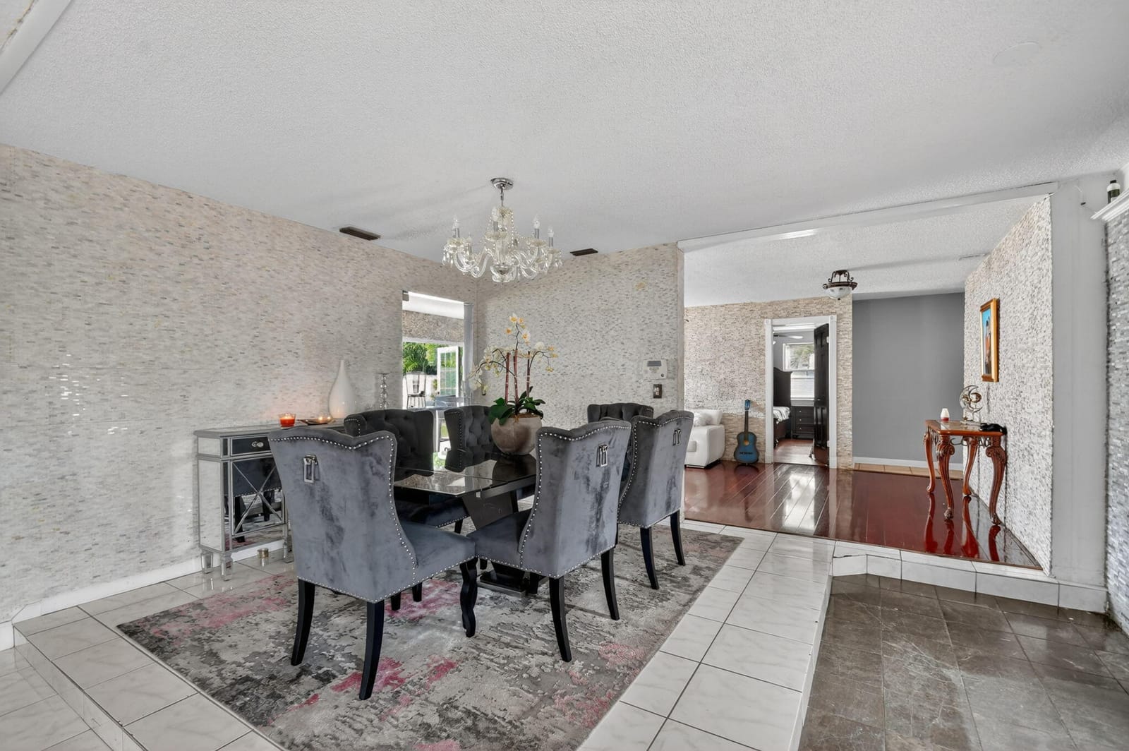 4033 Kent Avenue — photo 7