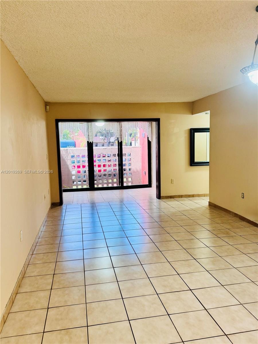 10241 NW 9th St Circle 1075, Miami, FL 33172 photo 5