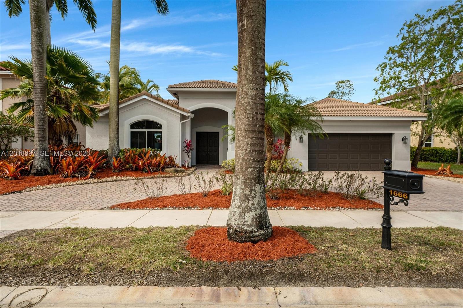 1666 Victoria Pointe Circle, Weston, FL 33327, Weston