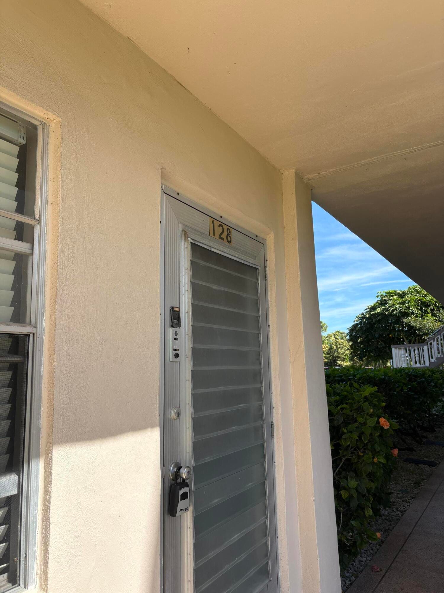 128 Norwich F — photo 11