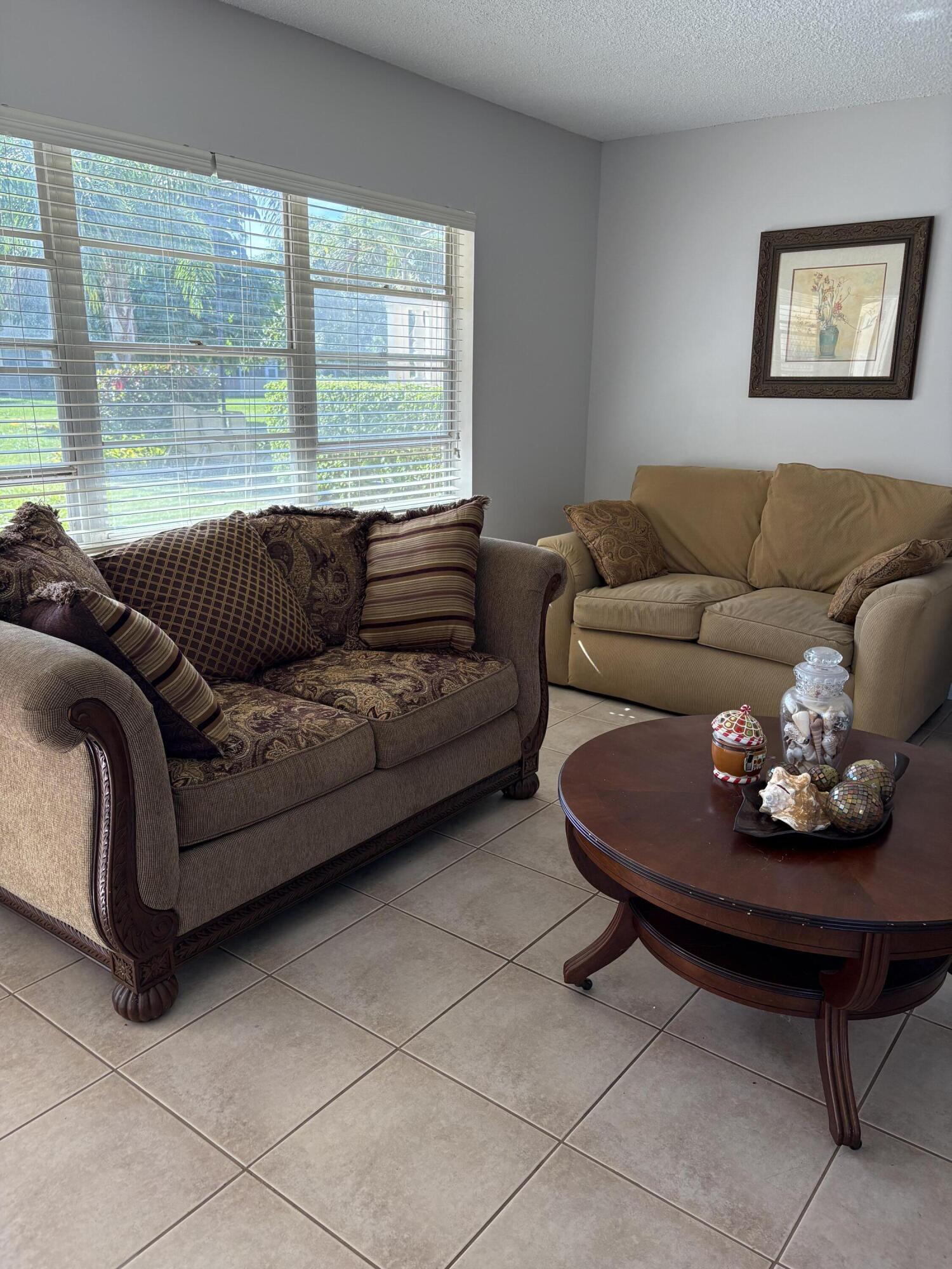 128 Norwich F, West Palm Beach, FL 33417, West Palm Beach