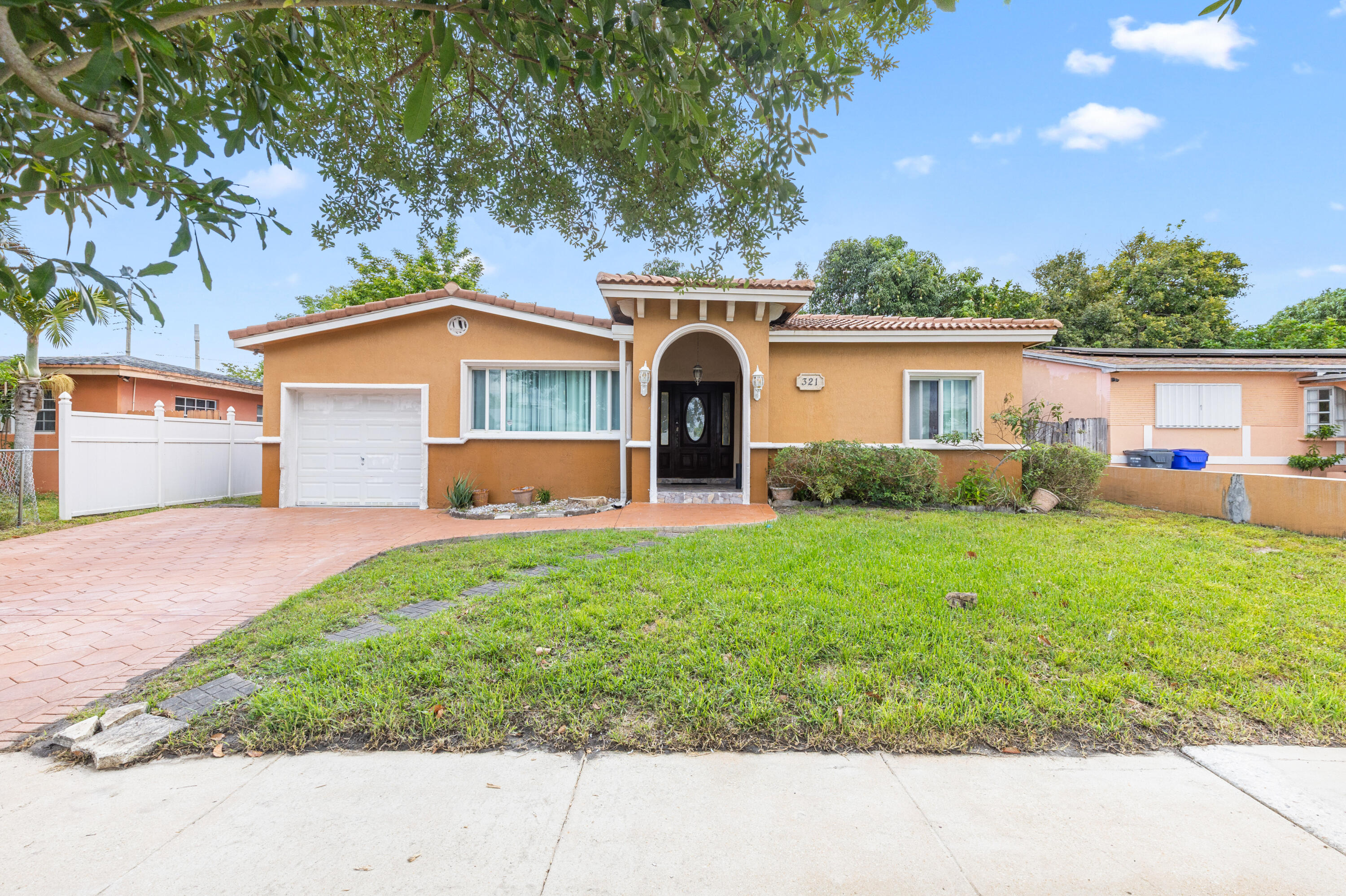 321 N 72nd Terrace, Hollywood, FL 33024, Hollywood