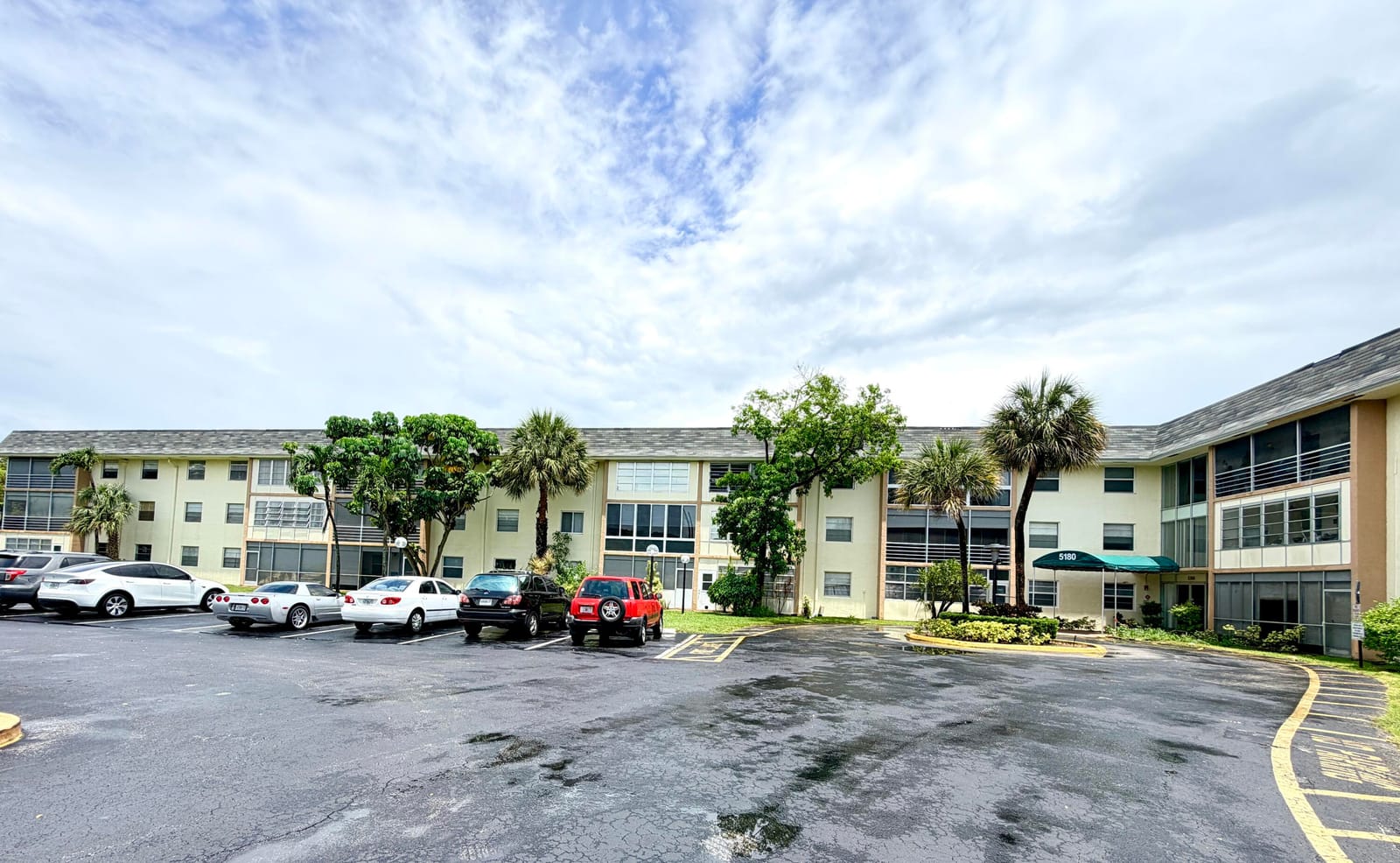 5180 E Sabal Palm Boulevard 228 — photo 2