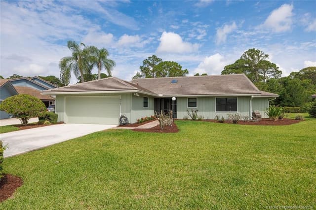 4267 SW Mallard Creek Trail, Mallard Creek M D, Palm City, FL