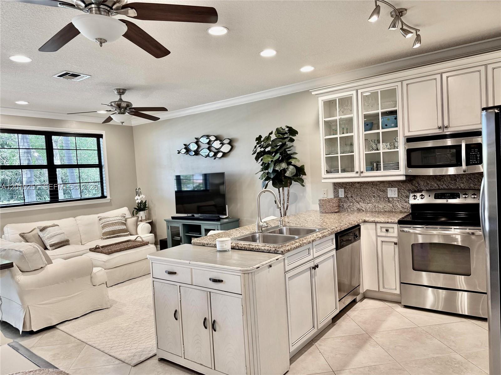 867 S Ocean Boulevard, Pompano Beach, FL 33062 photo 10