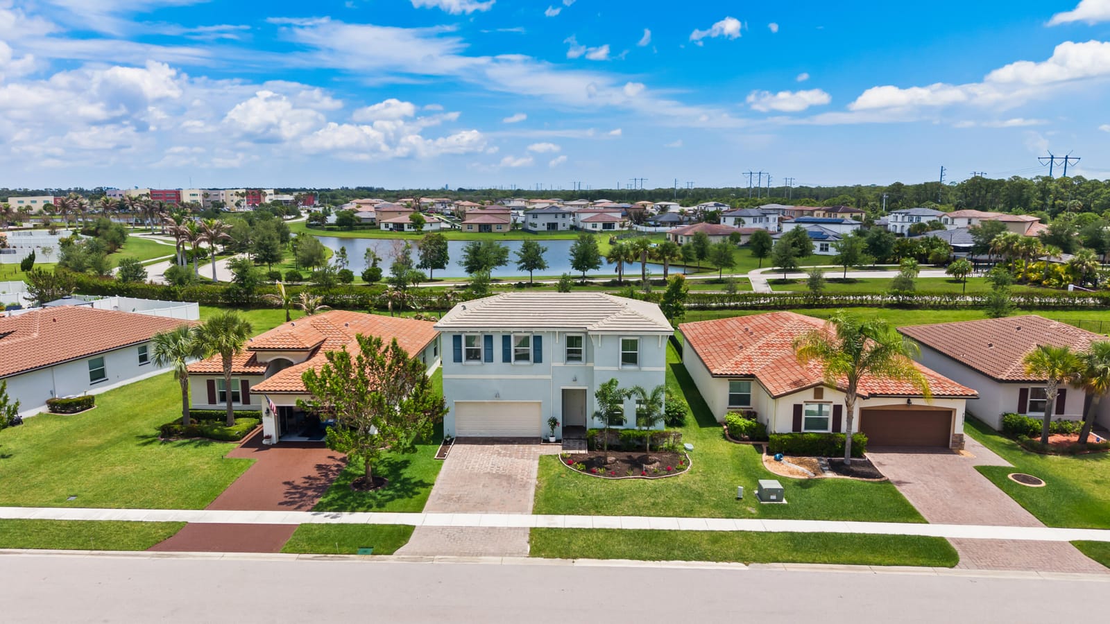 7705 NW Greenbank Circle — photo 3