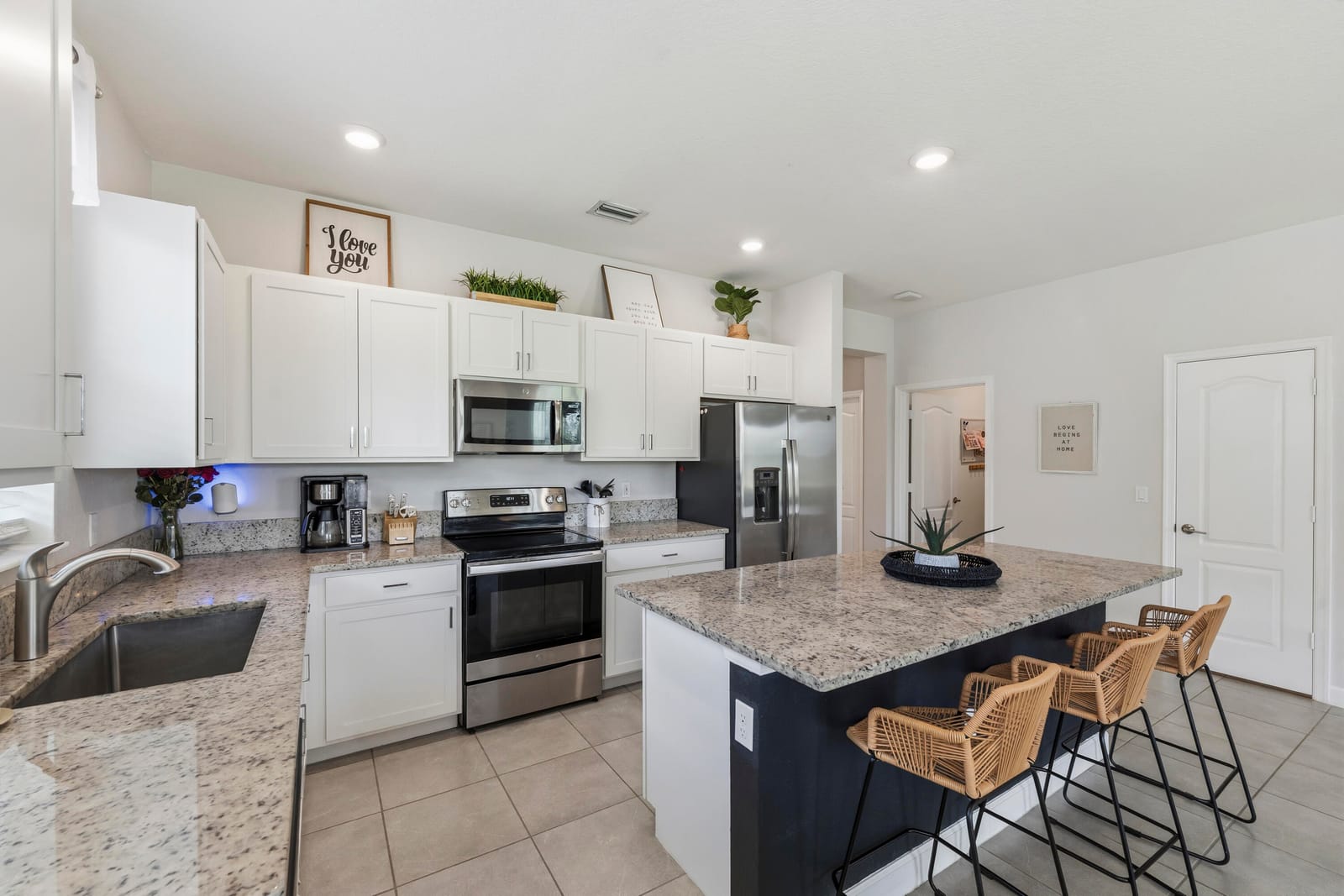 7705 NW Greenbank Circle — photo 10