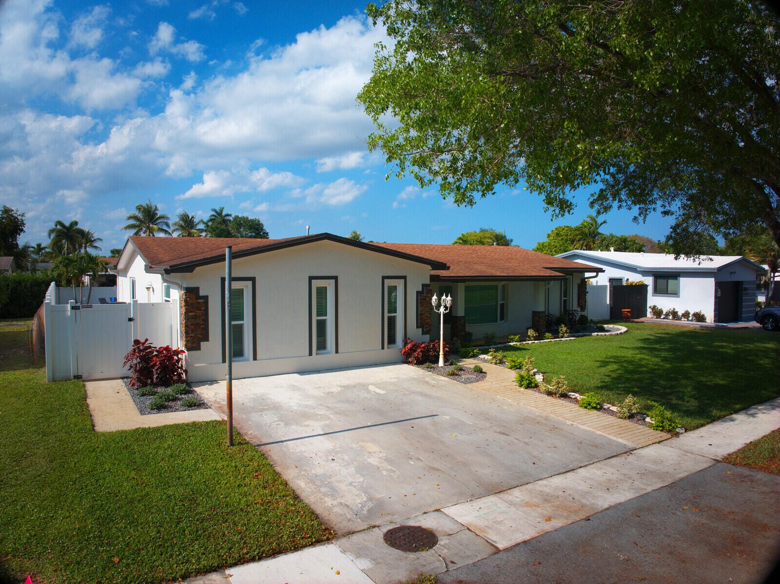 8651 NW 18th Street, Pembroke Pines, FL 33024 photo 1