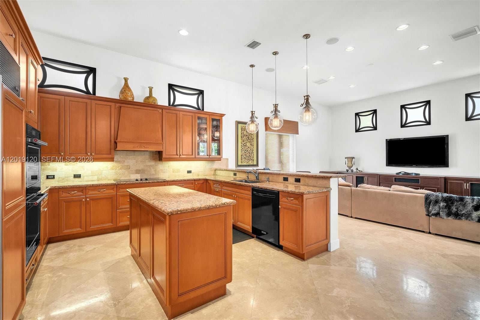 1480 Windjammer Way . — photo 12