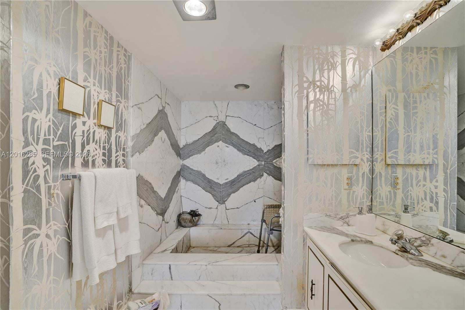 155 Ocean Lane Drive 707, Key Biscayne, FL 33149 photo 8